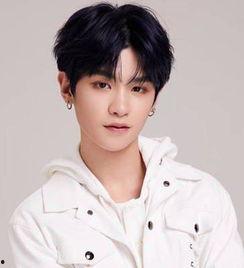 圈内人士爆料黄明昊,圈内人士独家爆料揭秘 第2张 圈内人士爆料黄明昊,圈内人士独家爆料揭秘 第2张